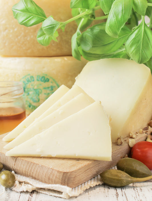 Pecorino Toscano DOP Fresco – toskański ser owczy certyfikowany - dostępny w  hurtowni WT Hurt
